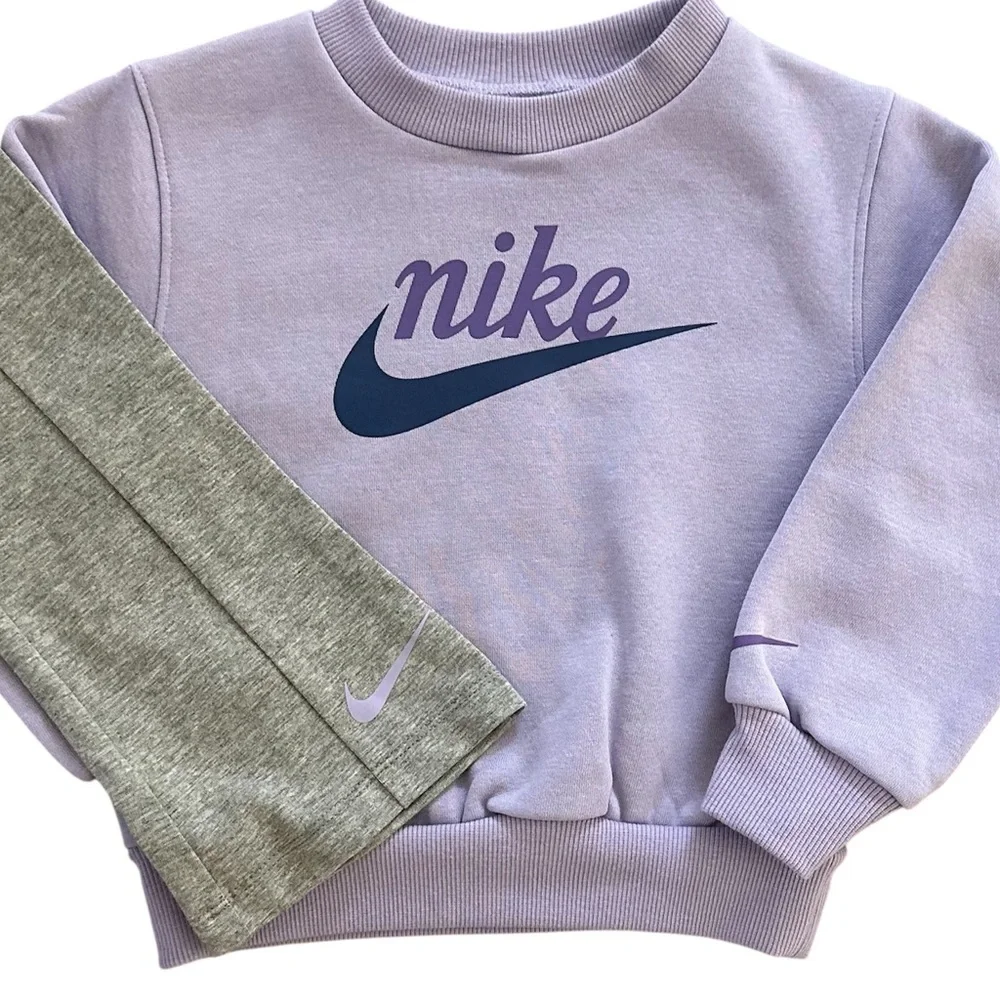 Nike Girls 2T 2-Piece Outfit Set Light Purple Sweatshirt Gray Pants NWT Toddler